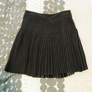 Pleated Skirt, size M